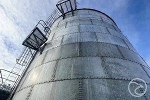 durable galvanized coating protecting metal storage tank